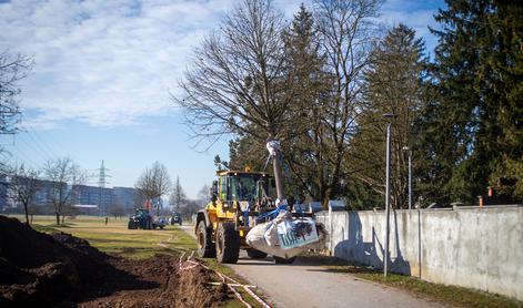 Izredni prevoz v prestolnici, zaprta Linhartova cesta #foto