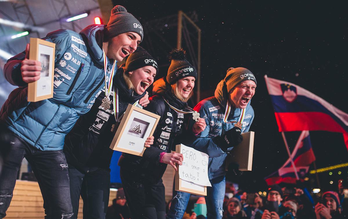 bronasta medalja Planica Slovenija | Bron za slovensko mešano ekipo. | Foto Grega Valančič/Sportida