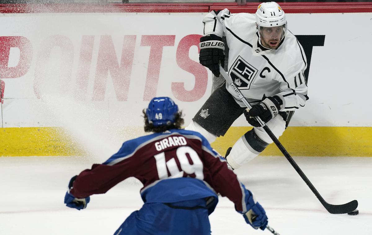 Anže Kopitar | Slovenski zvezdnik Anže Kopitar je odigral že 1.100. tekmo v ligi NHL in vpisal podajo ob edinem zadetku Kalifornijcev. | Foto Guliverimage