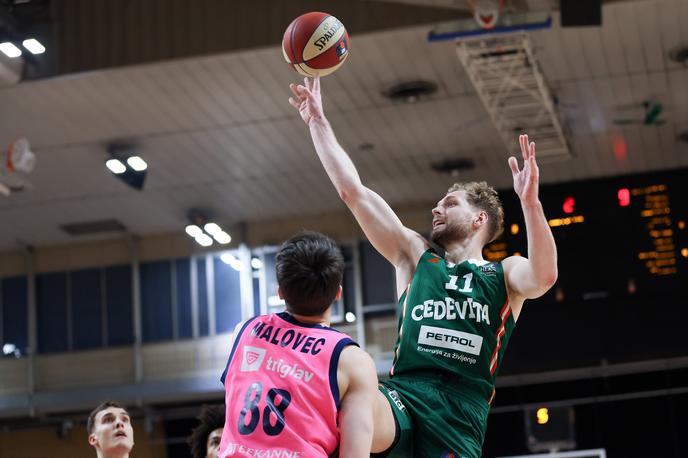 liga ABA Cedevita Olimpija Mega Jaka Blažič | Jaka Blažič je k sobotni zmagi Cedevite Olimpije prispeval 21 točk, osem skokov in dve podaji. | Foto Filip Barbalić