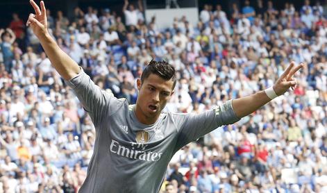 Cristiano Ronaldo je kritikom odgovoril s petardo in rekordom