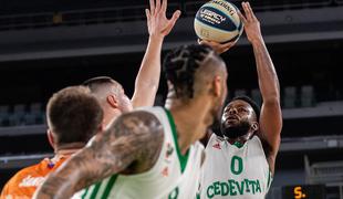 Cedevita Olimpija še do druge zmage, a tokrat težko prigarane