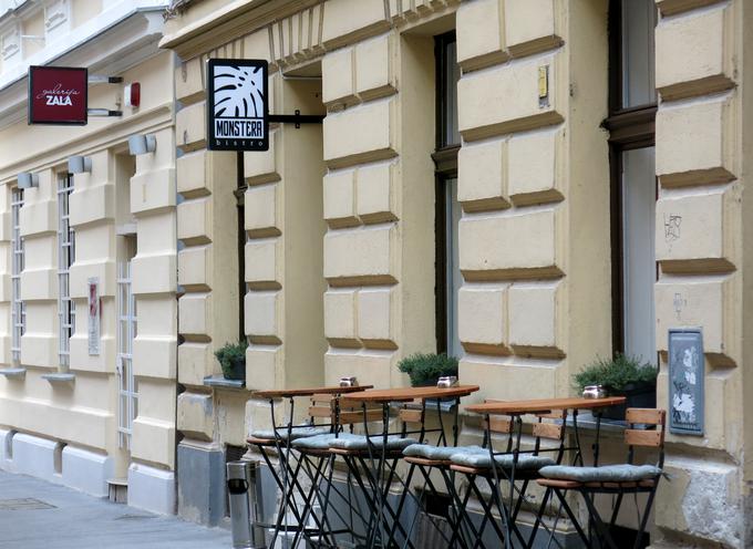 Bistro Monstera je v središču Ljubljane odprl TV-kuhar Bine Volčič. | Foto: Miha First