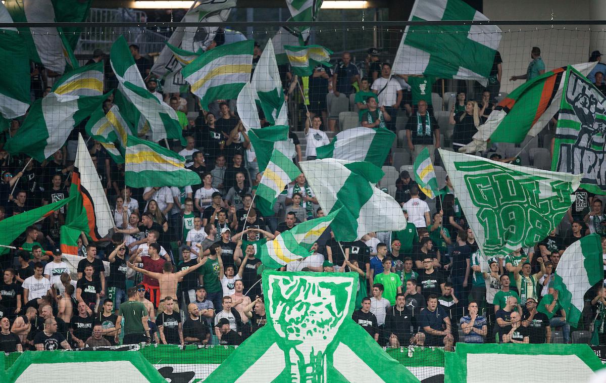 Olimpija Aluminij Finale Pokala | Navijači Olimpije bodo lahko spremljali ljubljence na delu v polfinalu na domačih tleh. Pomerili se bodo z Aluminijem. | Foto Vid Ponikvar