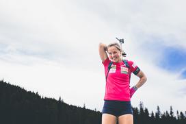 trening biatlon streljanja Anamarija Lampič