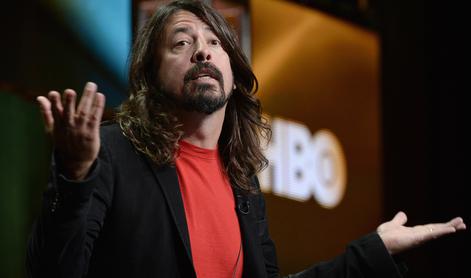 Dave Grohl se je odzval na tožbo Nirvane zaradi otroške pornografije