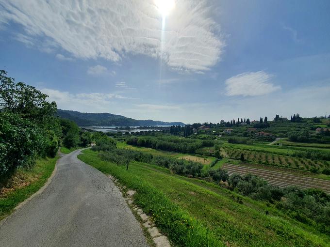 Današnji dan je prinesel izboljšanje vremena. V daljavi strunjanske soline. | Foto: David Florjančič / Meteoinfo Slovenija