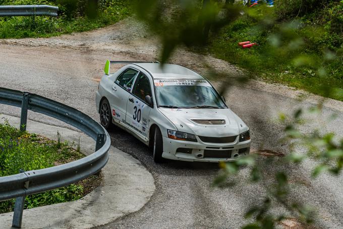 Matic Kogej (mitsubishi lancer EVO9) za zdaj še ne napoveduje nadaljevanja sezone. | Foto: Aljaž Jež