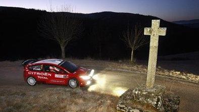 Loeb obdržal vodstvo v Kataloniji