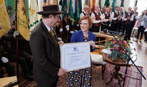 Slovensko čebelarstvo na seznamu nesnovne kulturne dediščine #foto