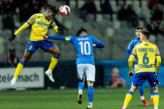 Koper Osuji | Zadela sta Bede Osuji in Kaheem Paris in Koper je osvojil tri točke. | Foto Vid Ponikvar/Sportida