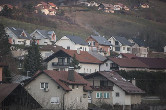 Ne smemo se spraševati, kako in koliko graditi, temveč najprej kaj z že obstoječim. | Foto: Matej Leskovšek