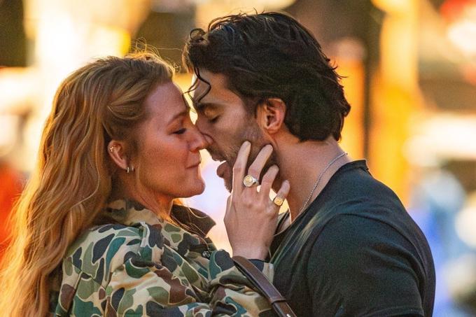 Blake Lively in Justin Baldoni na snemanju filmske uspešnice Konča se z nama. | Foto: Profimedia