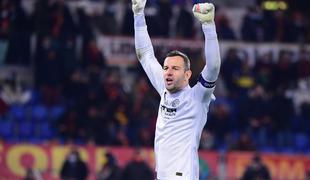 Handanović zaklenil vrata, Inter skočil na vrh