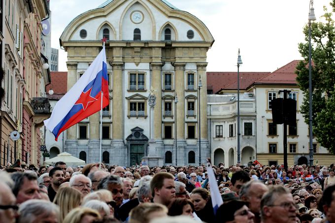 Koncert Nosil bom rdečo zvezdo | Foto: STA ,