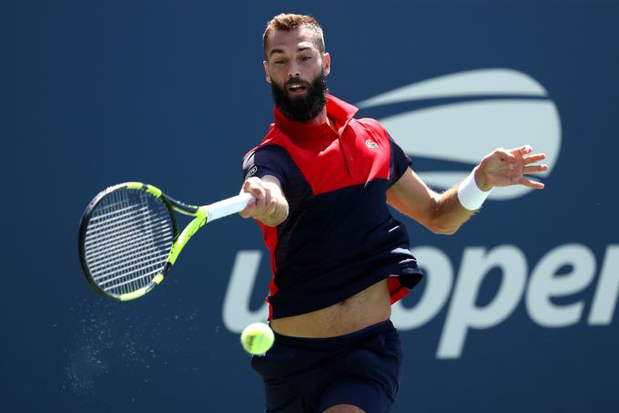 Benoit Paire je v četrtem nizu trikrat serviral za zmago na dvoboju, a se je Bedene rešil, izsilil peti niz in napredoval. | Foto: Getty Images