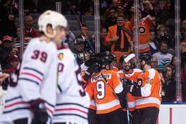 Chicago Blackhawks - Philadelphia Flyers NHL v Pragi 2019