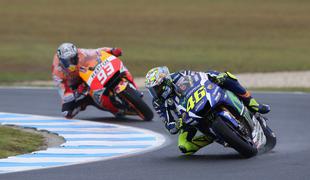 Yamaha, Honda, Suzuki in Ducati desetinko narazen, Rossi iz ozadja