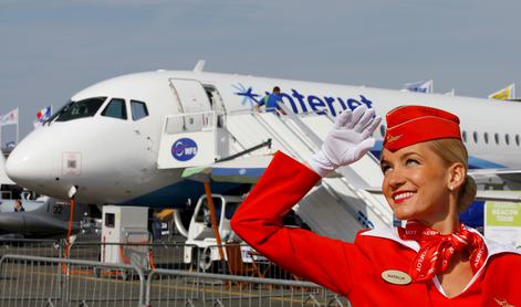 Sodišče: Aeroflot stevardesam ne sme predpisovati velikosti uniform