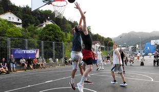 Slovenija zablestela v košarki 3x3