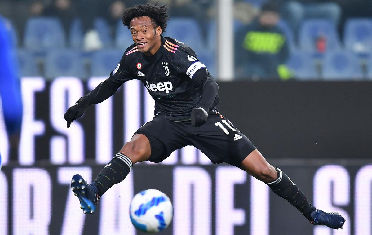 Juan Cuadrado | Juan Cuadrado bo vsaj še eno sezono igral za Juventus. | Foto Reuters