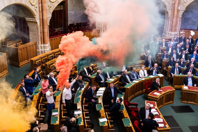 madžarski parlament, parada ponosa, prepoved, Madžarska | Danes sprejeti zakon predvideva tudi globe za organizatorje in udeležence parade v višini do 500 evrov. | Foto Reuters