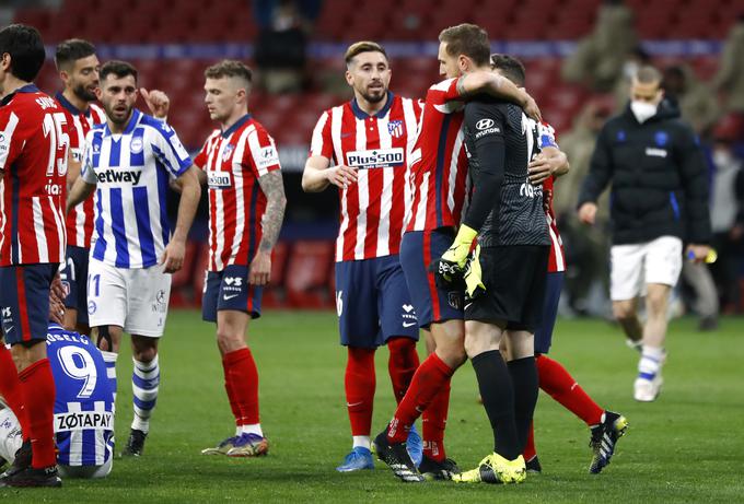 Nogometaši Atletica so si po stresnem tednu, v katerem so izpadli iz Evrope, nato pa premagali Alaves, lahko le malce oddahnili. | Foto: Reuters