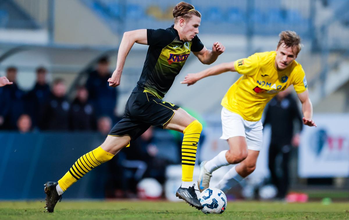 Radomlje Bravo | Z golom Andreja Pogačarja so Radomlje ob koncu prvega polčasa povedle z 1:0. | Foto Aleš Fevžer