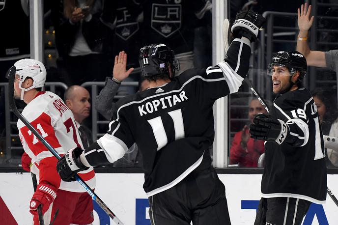 Los Angeles Kings Anže Kopitar | Anže Kopitar je s Kralji po preobratu in podaljšku ugnal Detroit. Kapetan kalifornijskega moštva je bil eden ključnih členov zmage, z zadetkom in dvema podajama je sodeloval pri vseh zadetkih. | Foto Getty Images