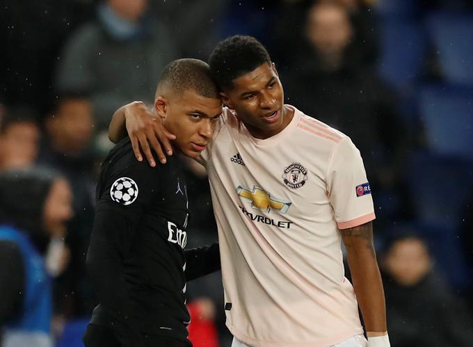 Marcus Rashford je po tekmi tolažil razočaranega zvezdnika PSG Kyliana Mbappeja. | Foto: Reuters