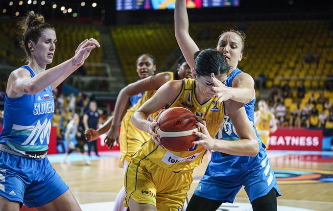 V tretji četrtini so košarkarice BiH nevarno zapretile. | Foto: FIBA