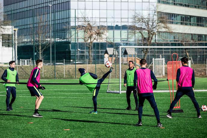 NK Olimpija Priprave Robert Pevnik | Olimpiji naj bi se pridružil Endri Cekici. | Foto Vid Ponikvar