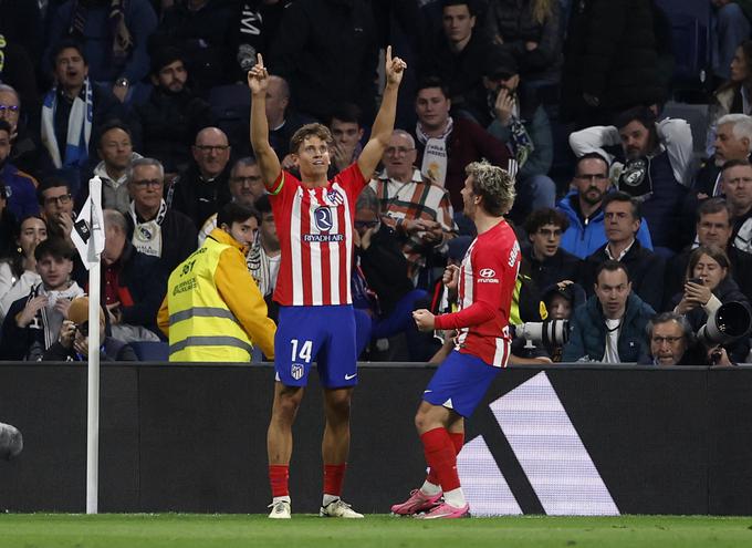 Marcos Llorente je v sodnikovem dodatku zadel za remi 1:1. | Foto: Reuters