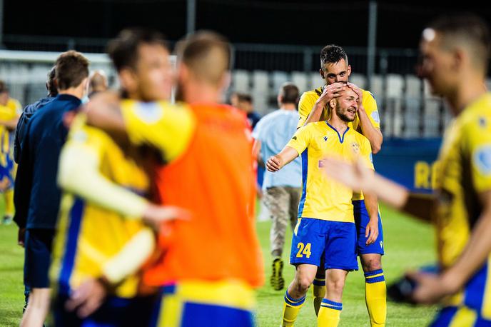 Koper, Krka | Koprčani so še vedno nepremagani. V petih nastopih so osvojili kar 13 točk. | Foto Grega Valančič/Sportida