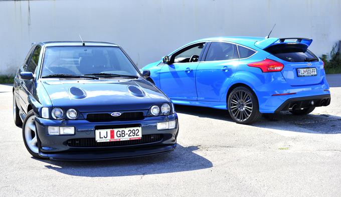 Ford escort RS cosworth je bil skoraj 25 let zadnji Fordov športni avtomobil s štirikolesnim pogonom. Lani ga je nasledil focus RS. | Foto: Gregor Pavšič