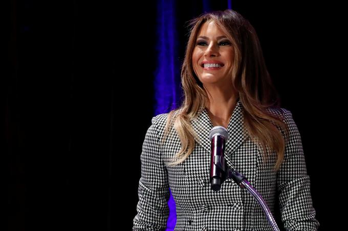 Melania Trump je s svojo neuvrstitvijo na seznam najvplivnejših žensk popolnoma pogorela. Dejansko  njeno vlogo opravlja njena pastorka Ivanka Trump, menijo pri Forbesu. | Foto: Reuters