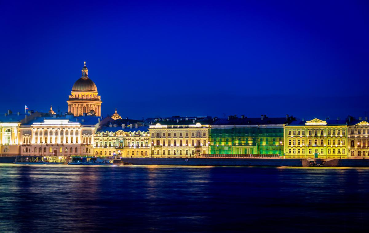 Sankt Peterburg | "Ruski ponudnik interneta Nodex v Sankt Peterburgu je bil povsem izropan in počiščen. Vzeli smo podatke, vrnili pa smo jim prazno opremo," so v komunikacijski aplikaciji Telegram zapisali ukrajinski hekerski aktivisti. | Foto Guliverimage