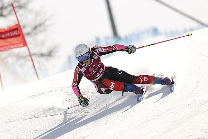 Britt Richardson je s številko 21 zablestela v prvem teku in osvojila visoko tretje mesto. V finalu ni bila kos pritisku, hitro je storila napako in odstopila. | Foto: Guliverimage