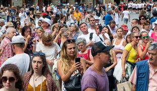 V Sloveniji julija malenkost manj turističnih prihodov in prenočitev