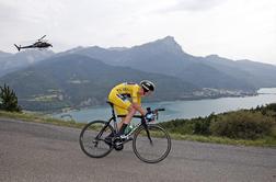 Froome upravičil napovedi in slavil tretjo etapno zmago