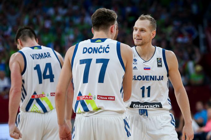 Jaka Blažič skupaj s soigralci priložnosti, da pred domačimi navijači izločijo veliko Barcelono, ni izkoristil. O potniku v polfinale bo odločala petkova tekma. | Foto: Vid Ponikvar