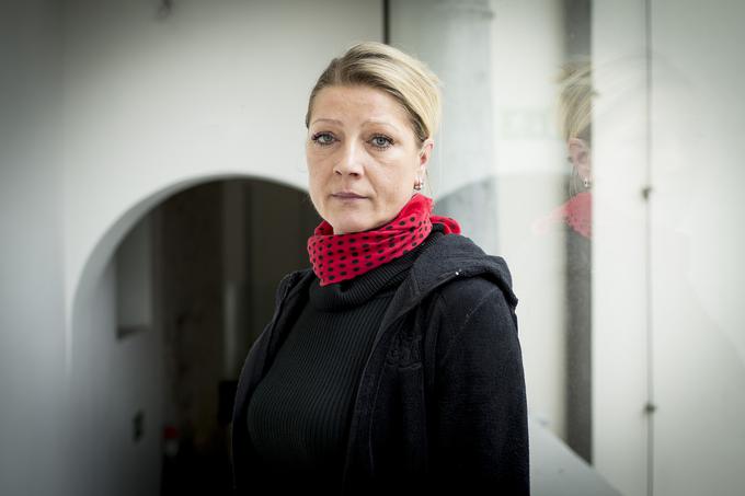 Andreja Skube se je s prvimi simptomi bolezni srečala pri komaj 25 letih. | Foto: Ana Kovač