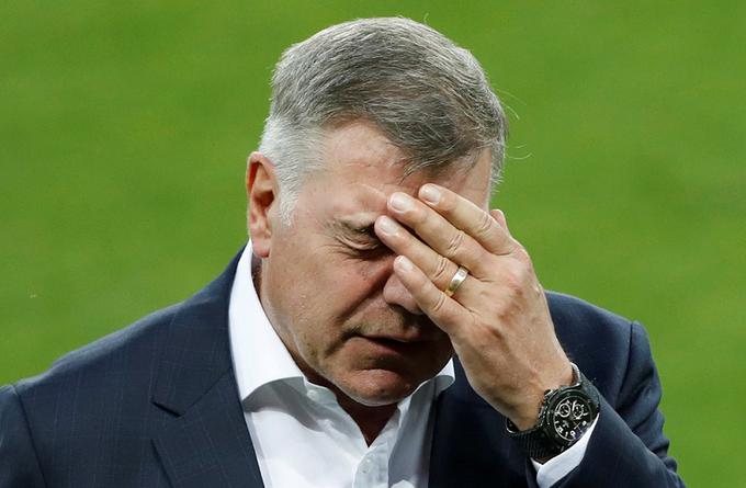 Sam Allardyce še zdaleč ni edini nogometni trener na Otoku, vpleten v nečedne posle. Je pa eden redkih, ki je zaradi zaupanja nepoznanim ljudem s trenerskega mesta odletel po zgolj eni odigrani tekmi. | Foto: Reuters