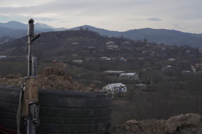 Spor med Azerbajdžanom in Armenijo | Zdajšnje vodstvo Gorskega Karabaha je obtožbe Bakuja zavrnilo. | Foto Reuters