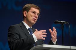 Miro Cerar: Mnogi se nas bojijo, a gremo naprej