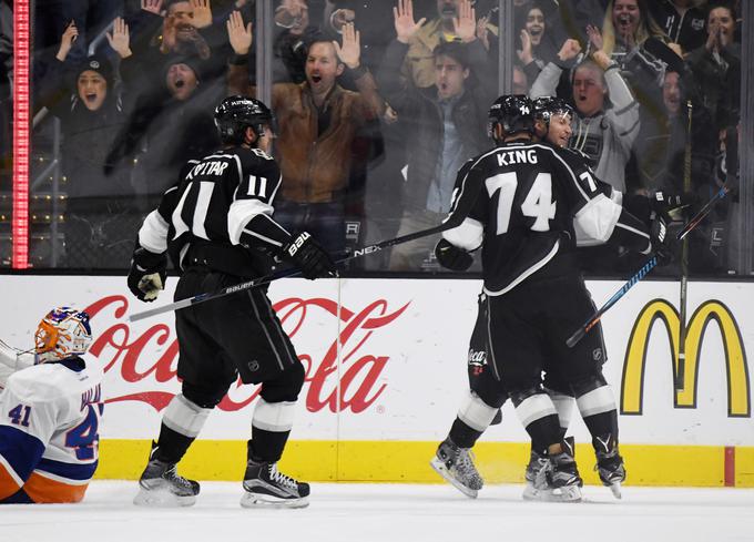 Anže Kopitar je priznal, da se mu je dobrih deset dni odsotnosti poznalo. Hrušičan je po številu odigranih tekem za LA Kings s 780 tekmami na šestem mestu večne lestvice. | Foto: Reuters