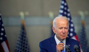 Biden Trumpovo početje označil za "zlorabo oblasti"