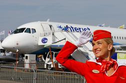 Sodišče: Aeroflot stevardesam ne sme predpisovati velikosti uniform