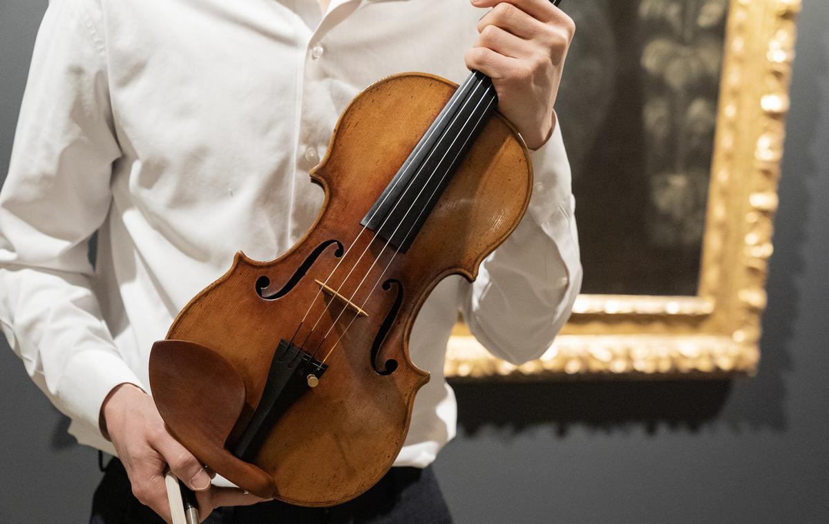 The Joachim-Ma Stradivarius, stradivarka | "Stradivarijeve violine Joachim-Ma odlikuje izjemen zvok – bogat, kompleksen in poln globine," so še zapisali pri dražbeni hiši. | Foto Profimedia