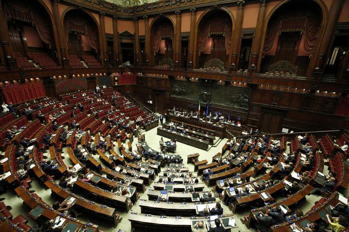 Italijanski parlament | Iz restavracij in kavarn italijanskega parlamenta so danes izginili vsi plastični izdelki za enkratno uporabo. | Foto STA